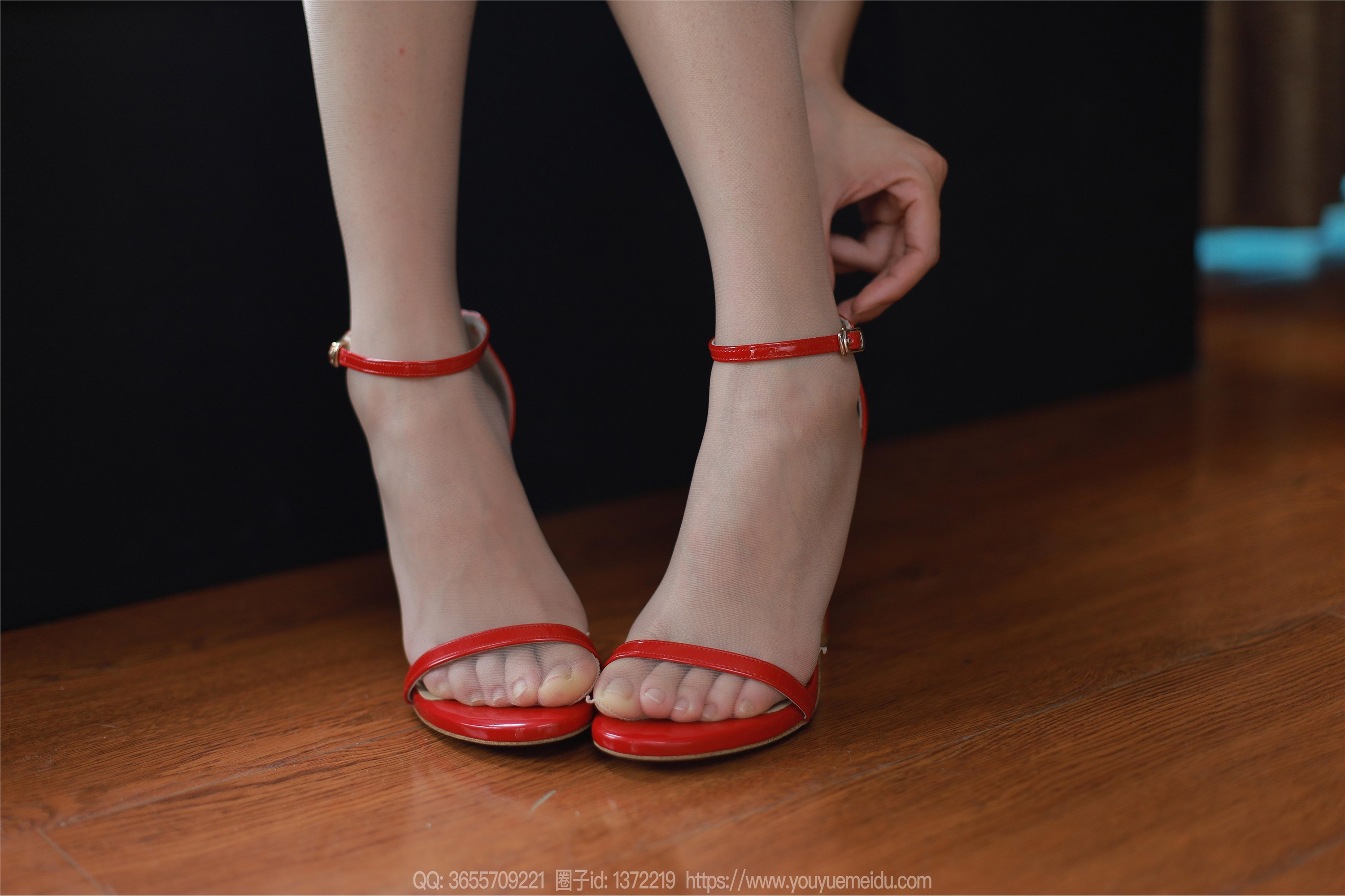 IESS异思趣向  2024.04.04 丝享家 1707 小九《高叉长裙》